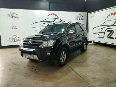 Imagem do veículo  TOYOTA HILUX SW4